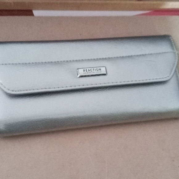Silver gold wallet new - Picture 1 of 6